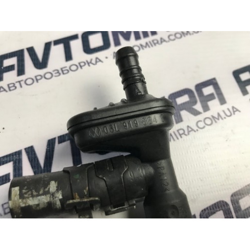 Датчик температуры топлива VW Passat B6 2.0TDI 2005-2010 03L919824C